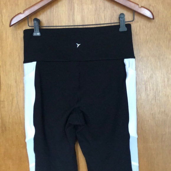 Sculpting leggings with inserts and side pockets - Picture 5 of 5